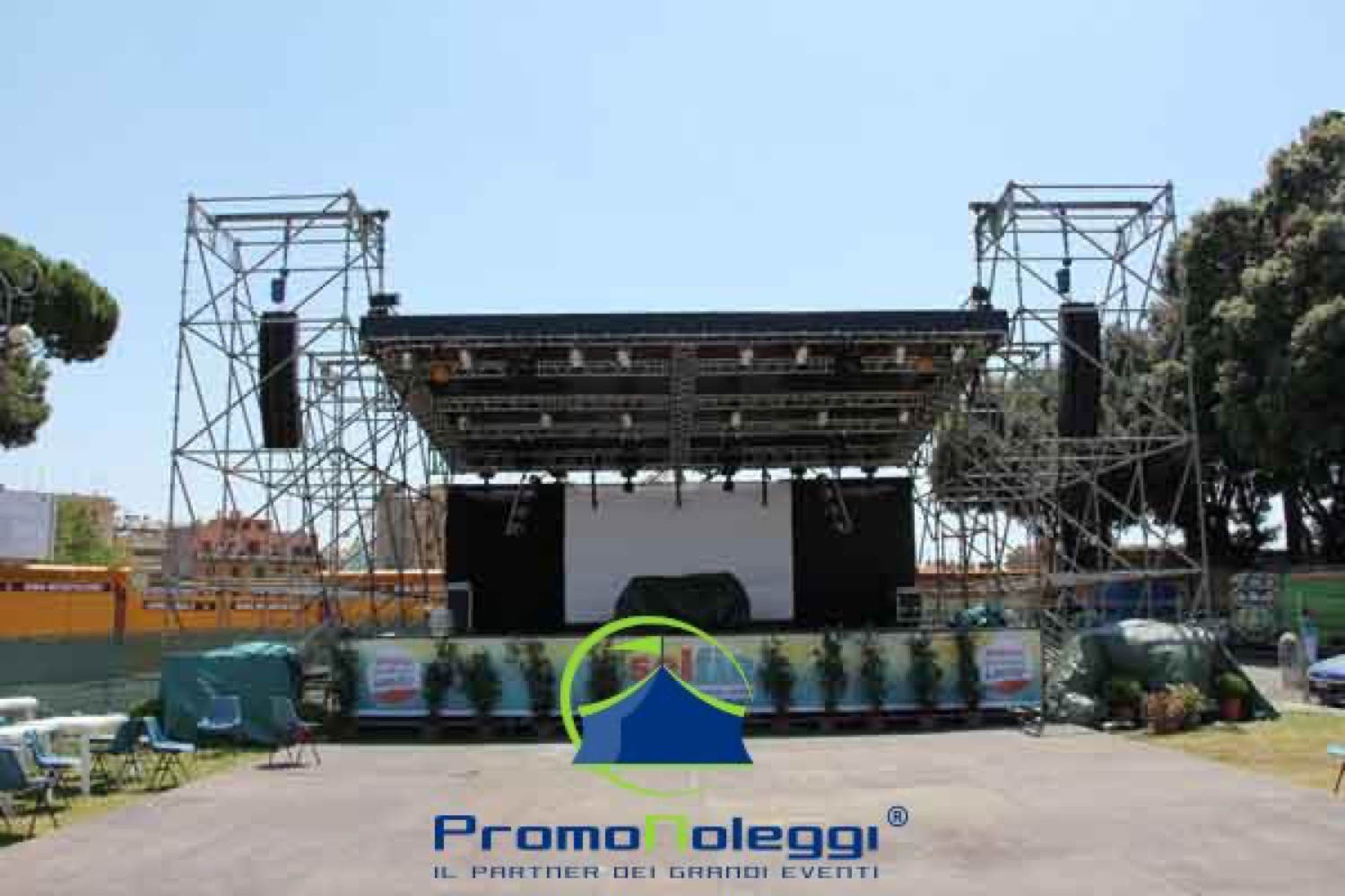 Stage e palchi modulari — Promonoleggi