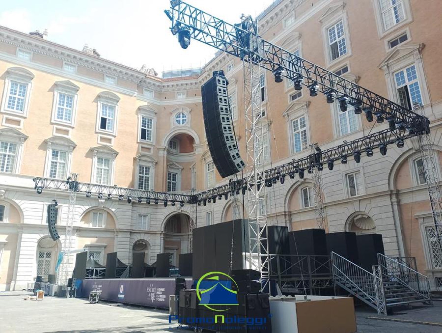 Stage e palchi modulari — Promonoleggi