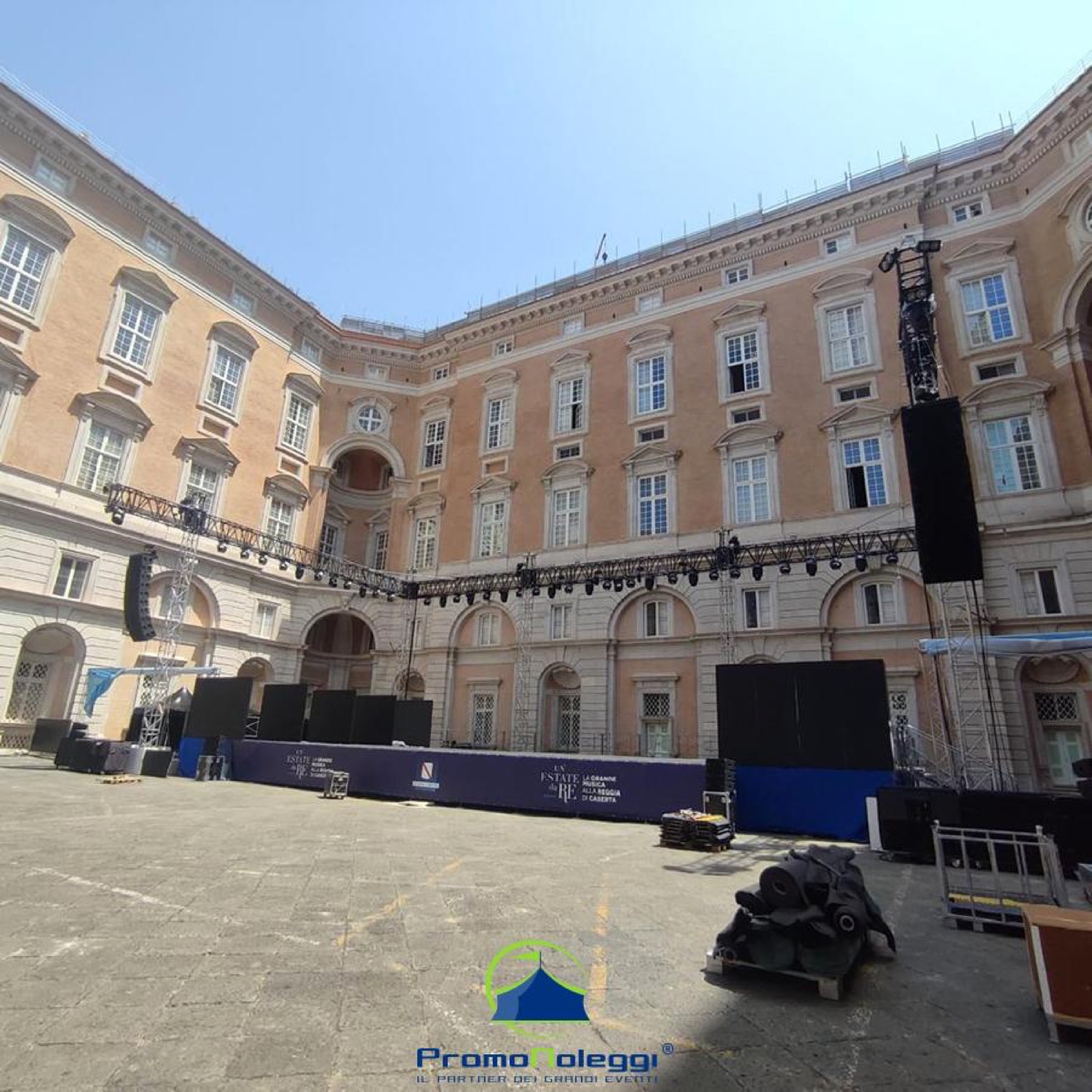 Stage e palchi modulari — Promonoleggi
