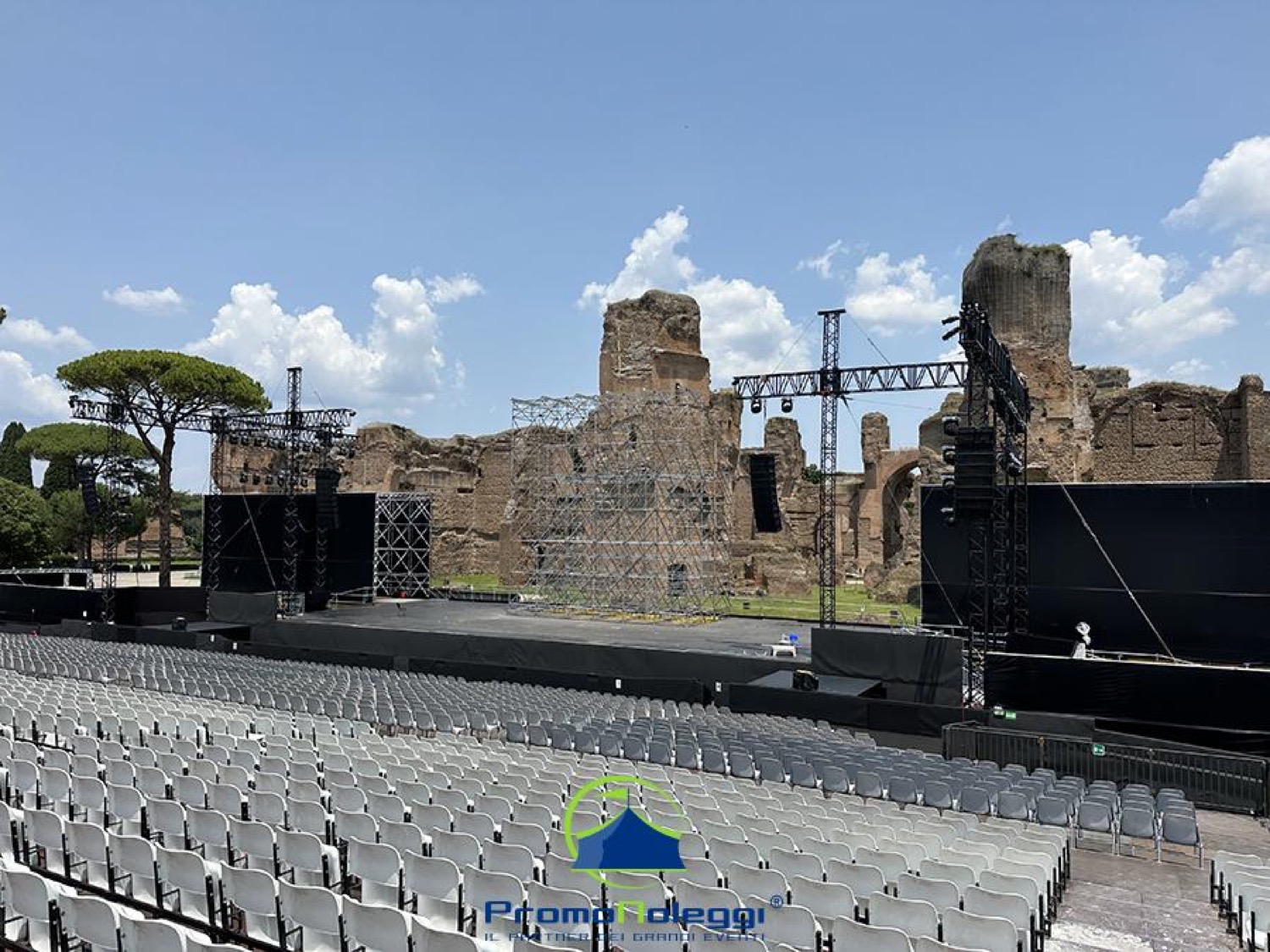 Stage e palchi modulari — Promonoleggi