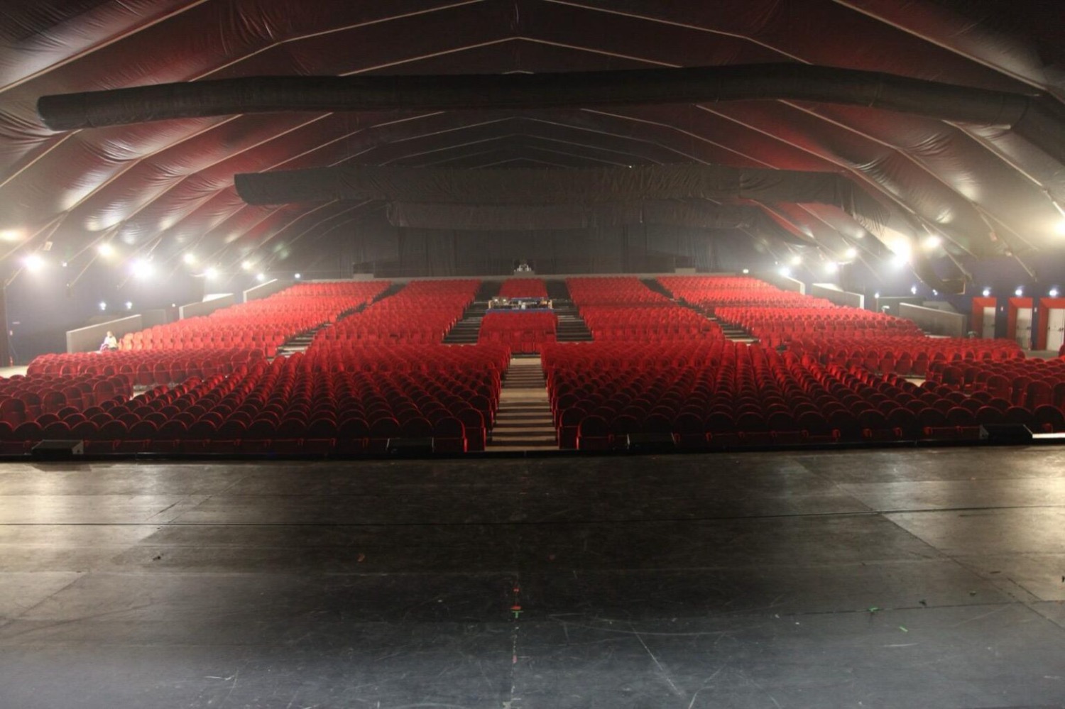 Teatro Tenda Poligonale — Promonoleggi