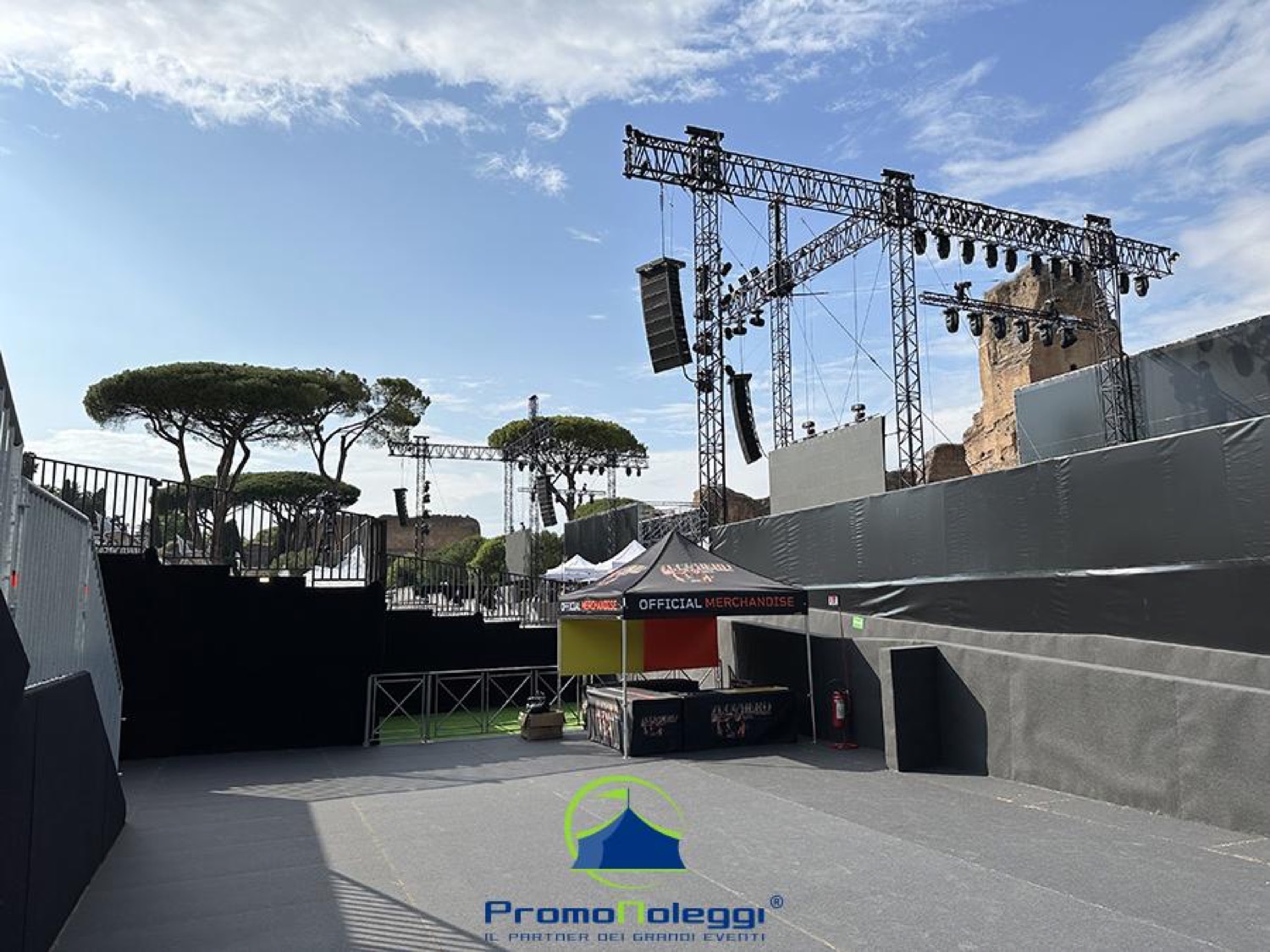 Tribune e gradinate — Promonoleggi